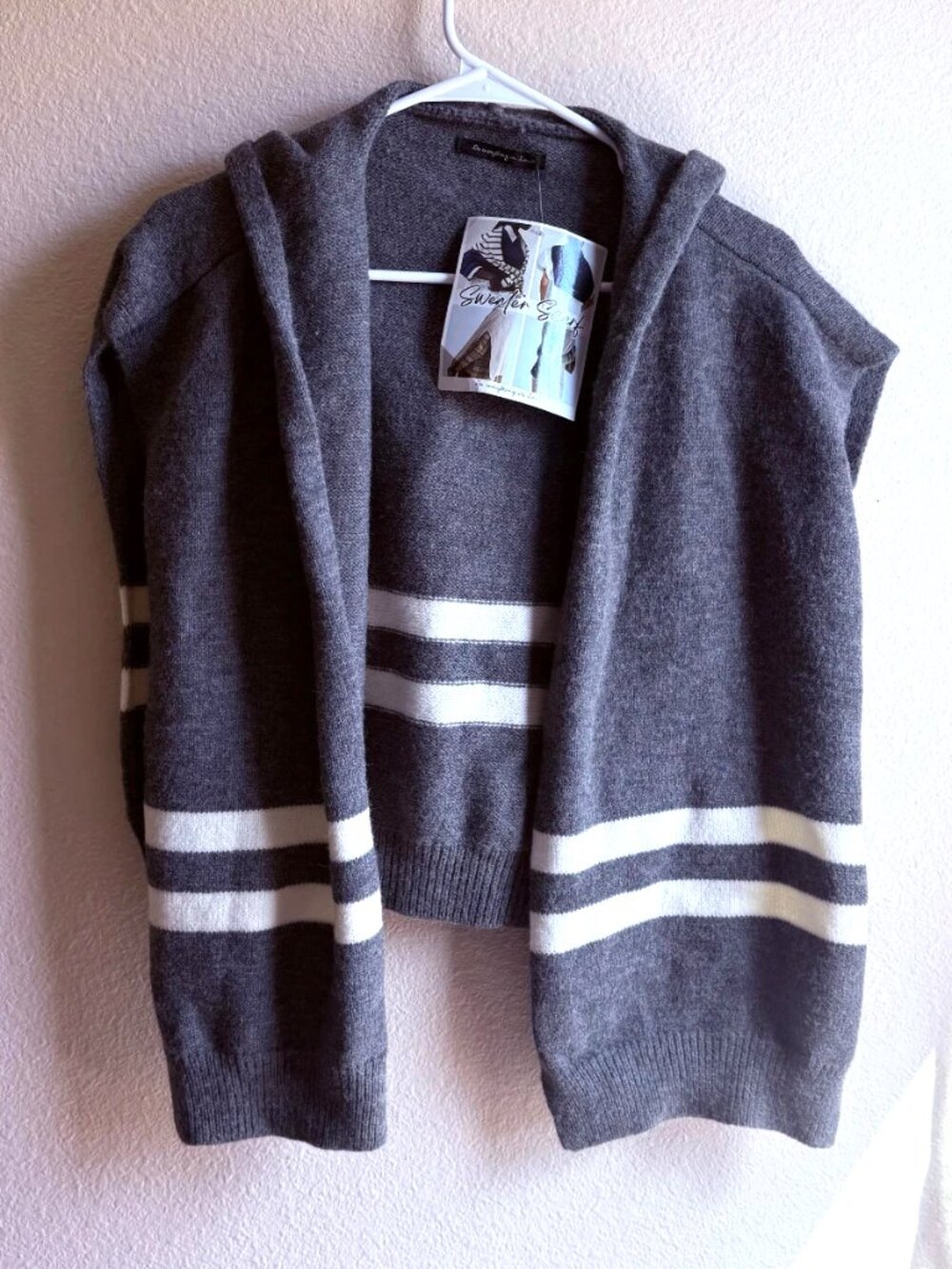 Do everything in Love Multi-Way Knit Hooded Sweater Scarf Gray Stripe One Size